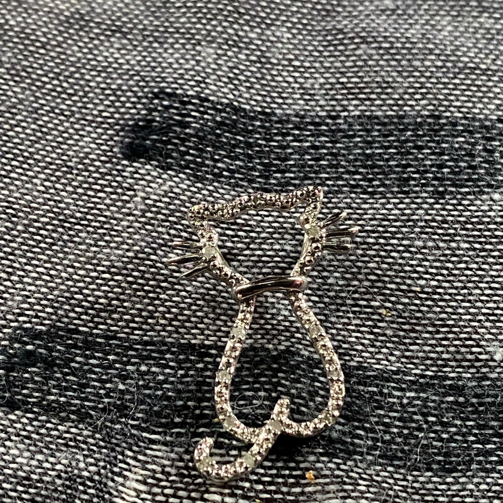 Diamond cat pendant